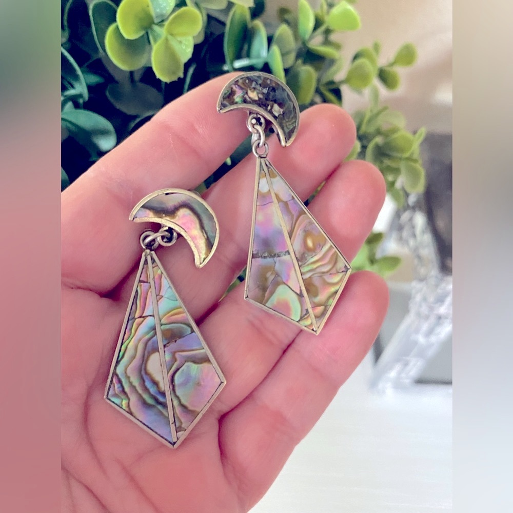 Beautiful Hecho en Mexico Sterling Silver abalone Shell Screw earrings 2.25”